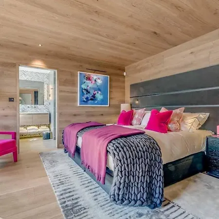 Villa 7br Ski-in Ski-out Chalet In